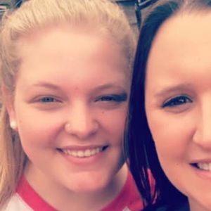 Meet your Posher, Saracathryn